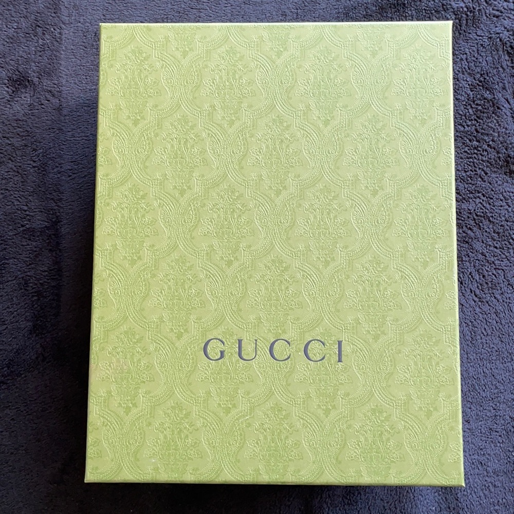 New Large Gucci box